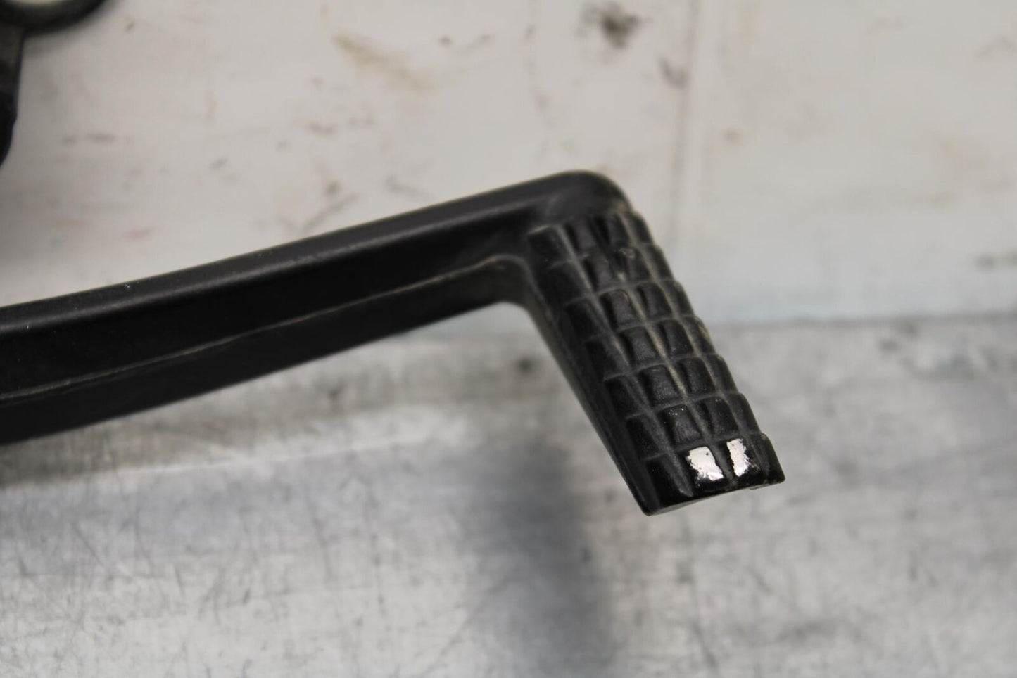 2017 Suzuki GSXR600 RIGHT REARSET REAR SET DRIVER FOOT PEG REST STOP BB598