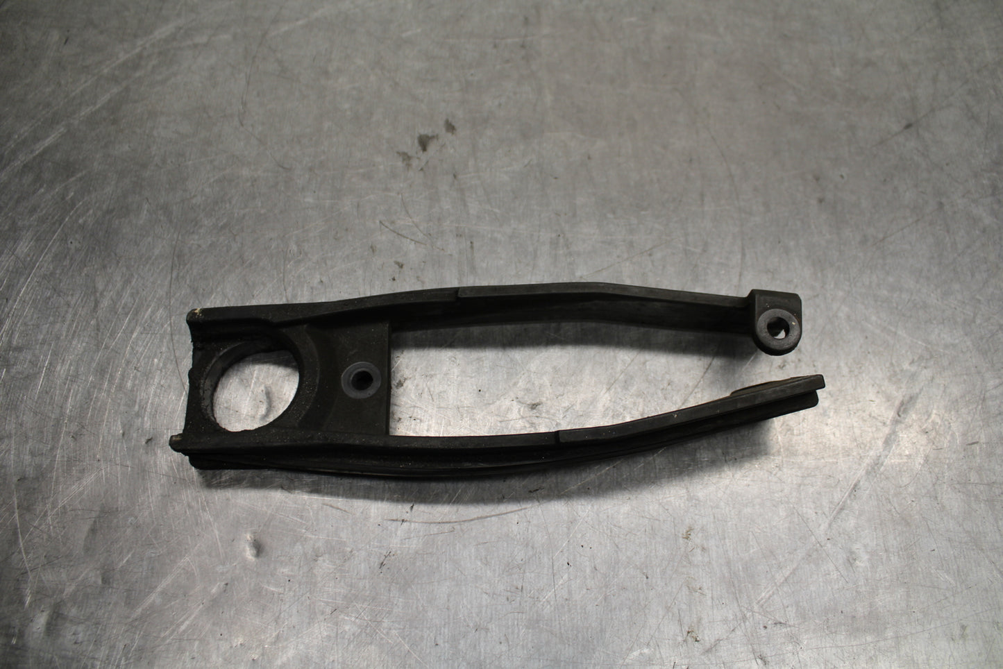 08-10 SUZUKI GSXR 600 SWINGARM CHAIN BUFFER SLIDER GUIDE BB130