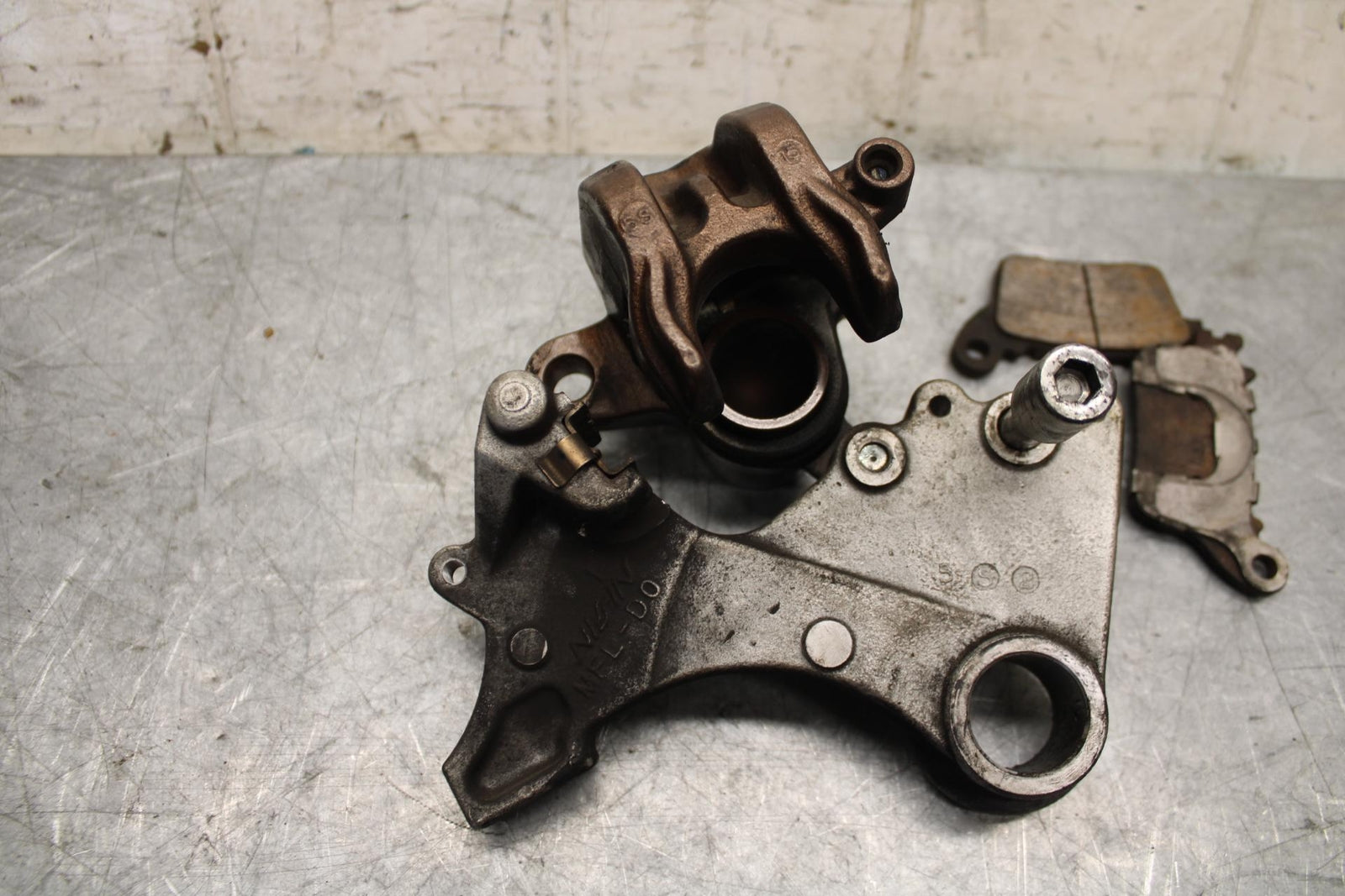 2016 Honda CBR1000RR REAR BACK BRAKE CALIPER W MOUNT BRACKET BB530