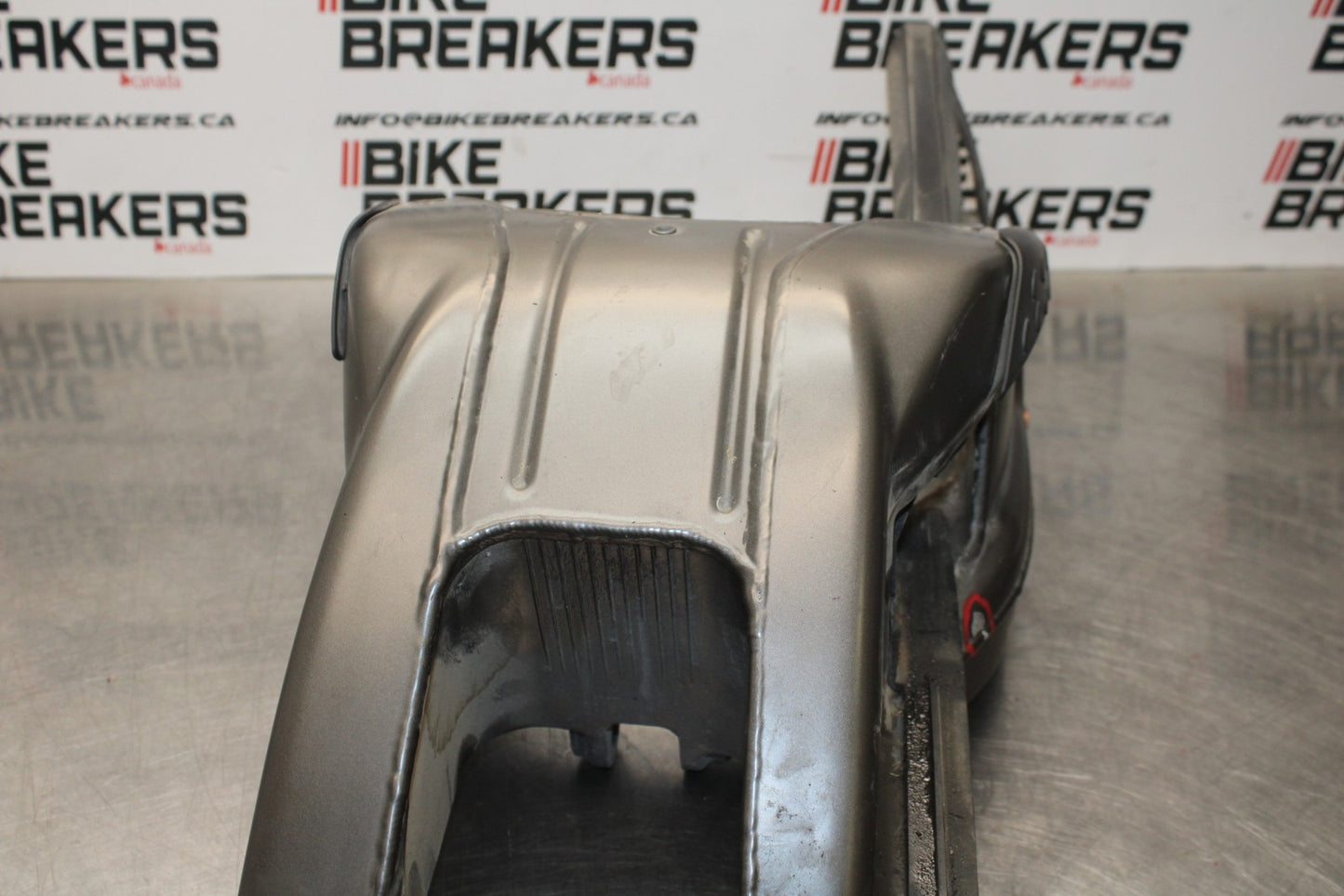 12-14 BMW S1000RR REAR SWINGARM BACK SUSPENSION SWING ARM BB204