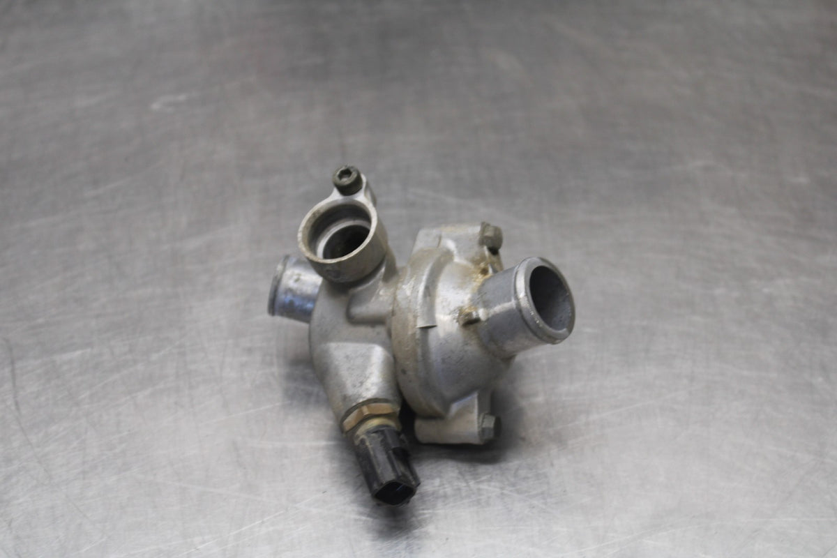 03 YAMAHA YZF R1 THERMOSTAT W HOUSING ASSEMBLY BB895