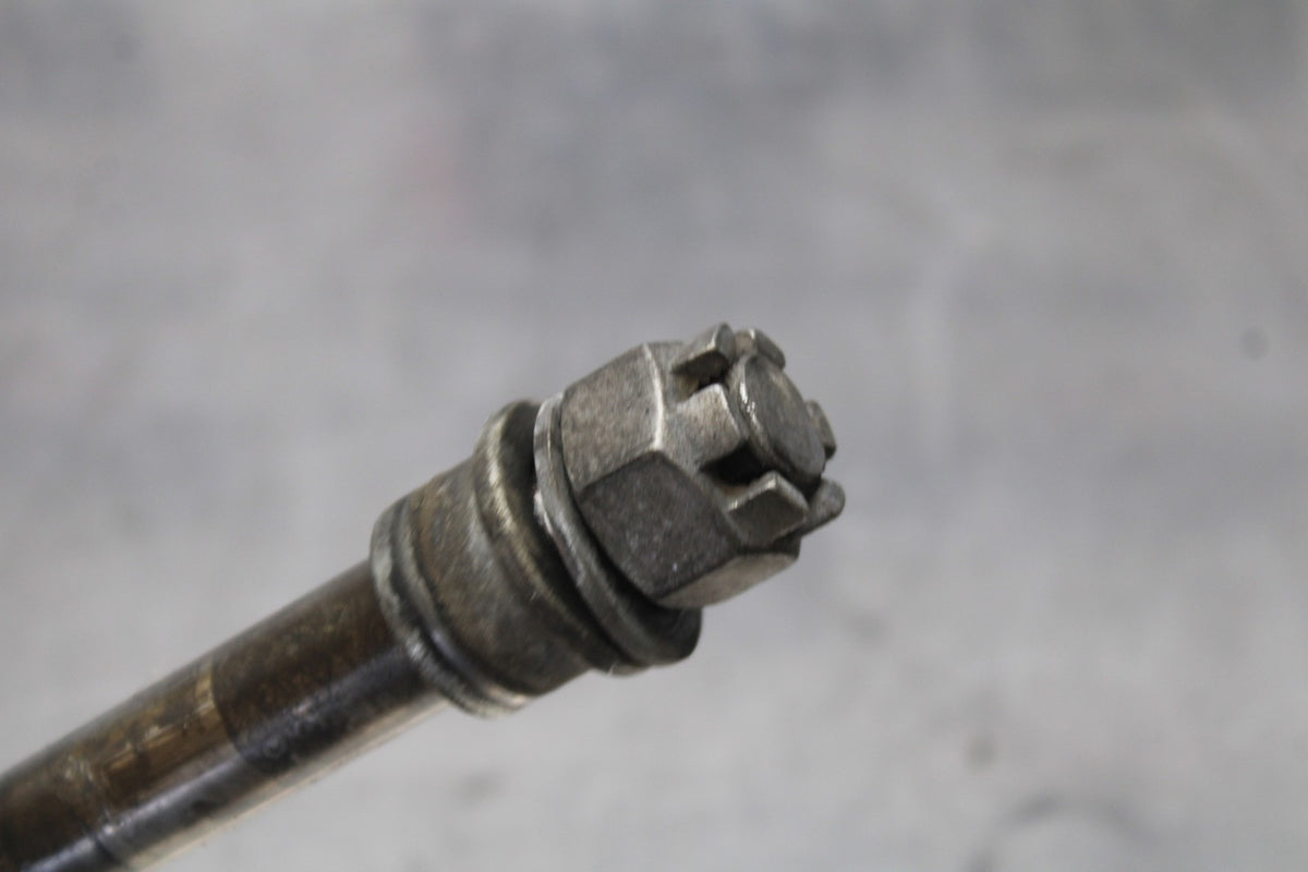 03 KAWASAKI VULCAN 1600 REAR AXLE BACK WHEEL RIM PIVOT BOLT AXEL BB865