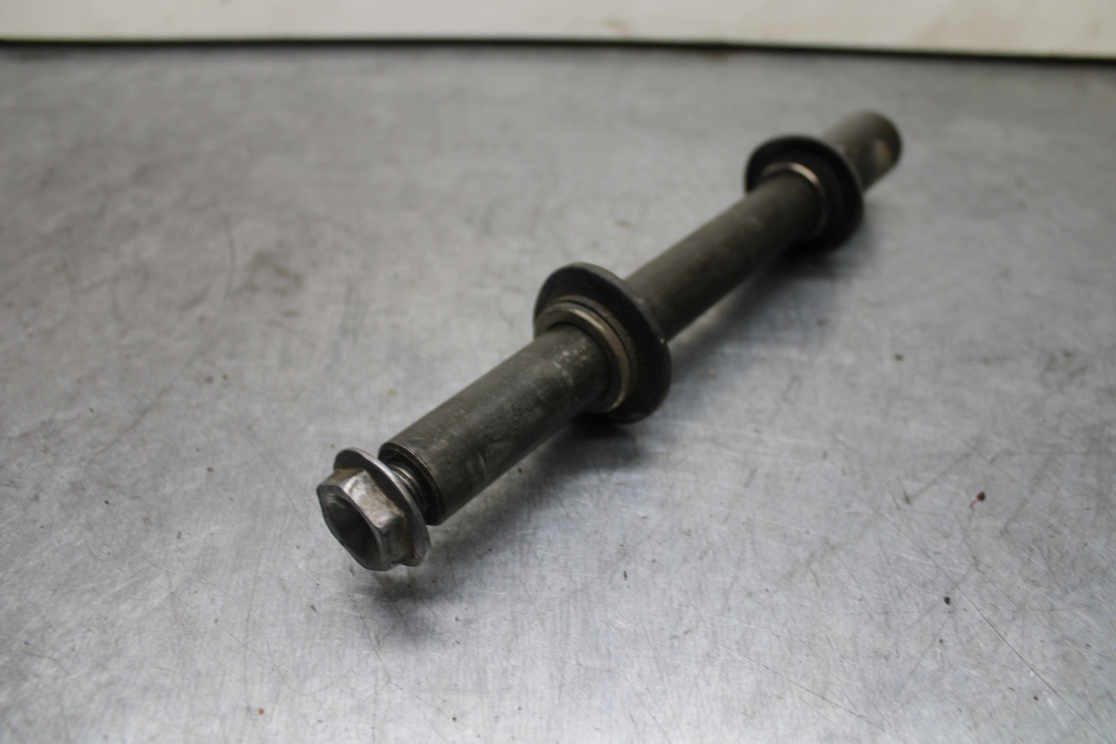 13-18 KAWASAKI NINJA ZX6R FRONT WHEEL RIM AXLE PIVOT BOLT BB118