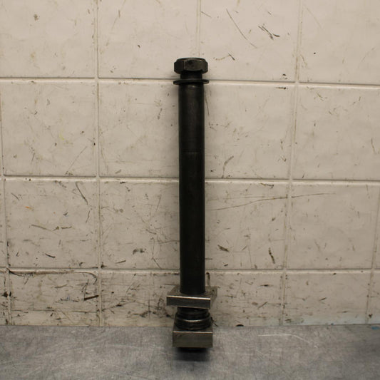 2001 Yamaha YZF R6 REAR AXLE BACK WHEEL RIM PIVOT BOLT AXEL 4XV-25381-00-00
