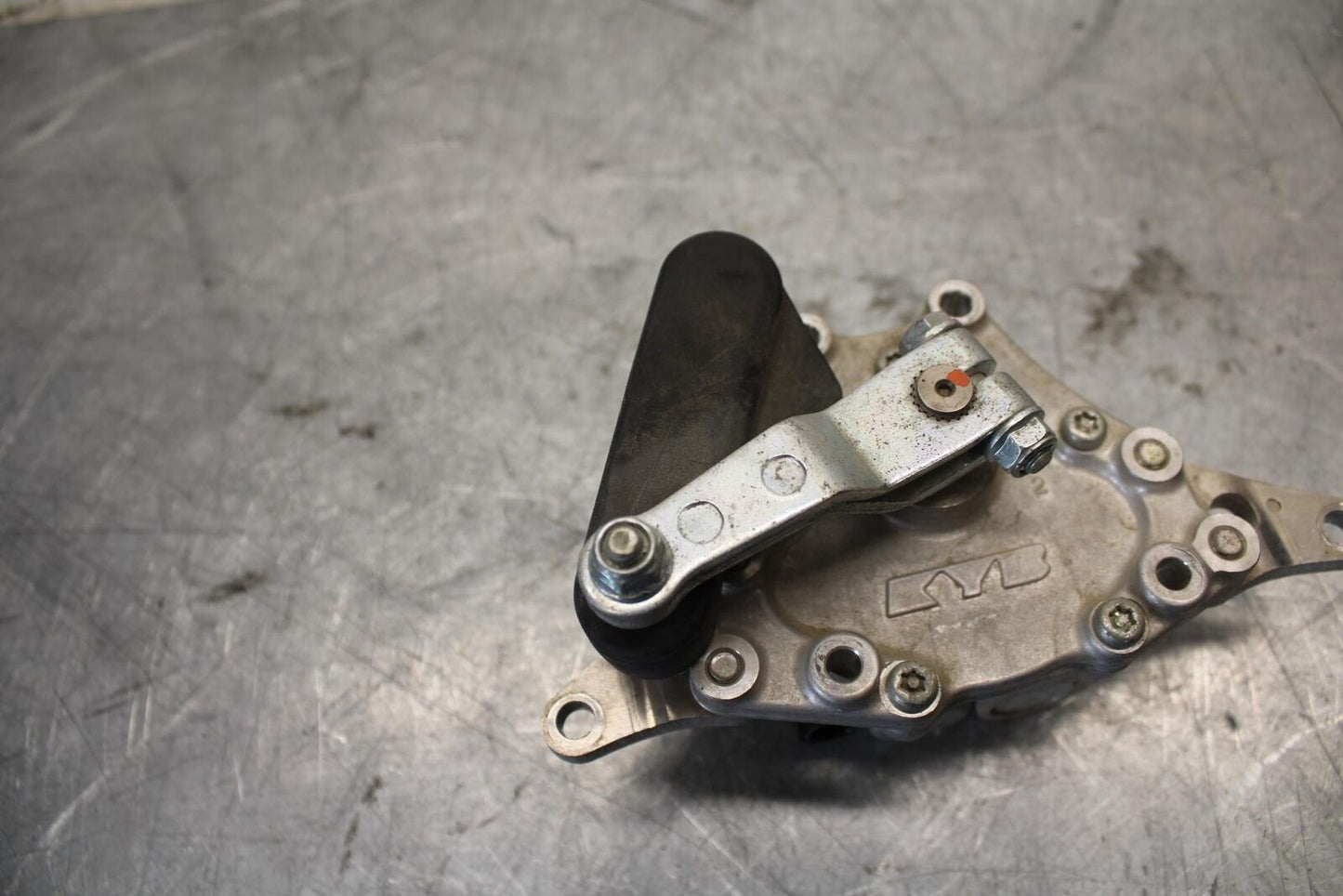 2011 Honda CBR600RR STEERING DAMPER STABILIZER 53700-MFJ-D01 BB520