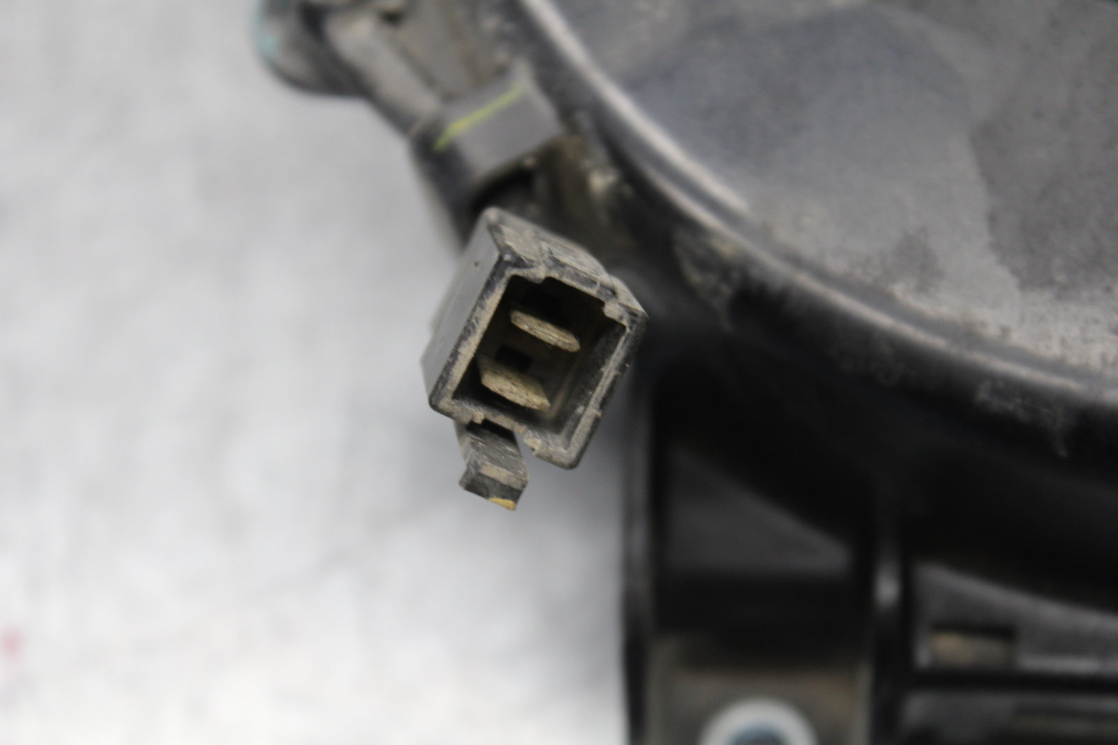 19-22 KAWASAKI Z400 ENGINE RADIATOR COOLING FAN BB708