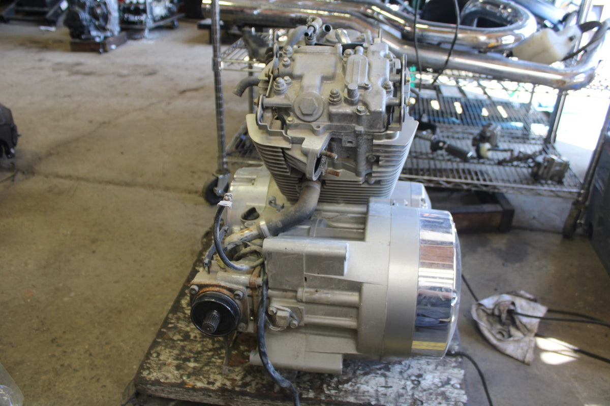 03-08 HONDA VTX1300C ENGINE MOTOR BB868