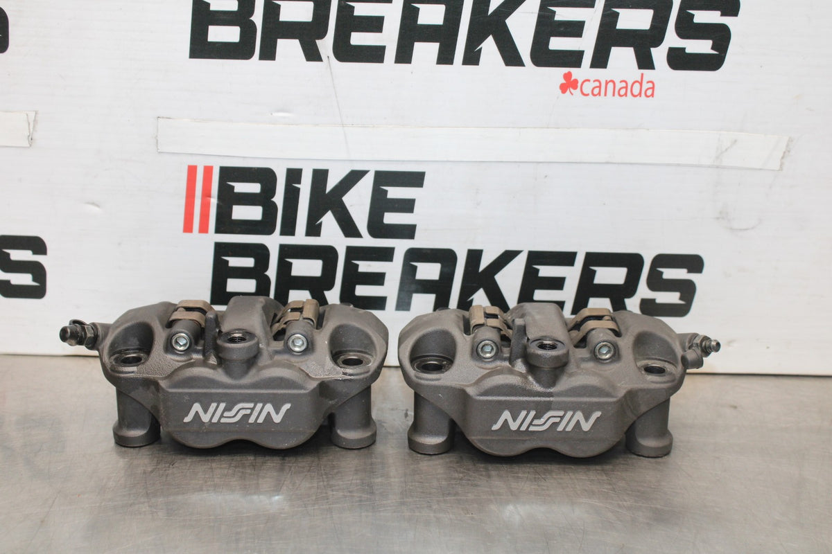 13-18 KAWASAKI NINJA ZX6R RIGHT LEFT FRONT BRAKE CALIPER SET PAIR CALIPERS BB915