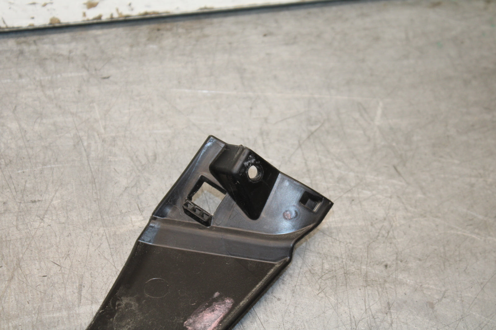 24 KAWASAKI NINJA 500 ABS LEFT GAS TANK FUEL CELL PANEL COVER TRIM COWL  BB730