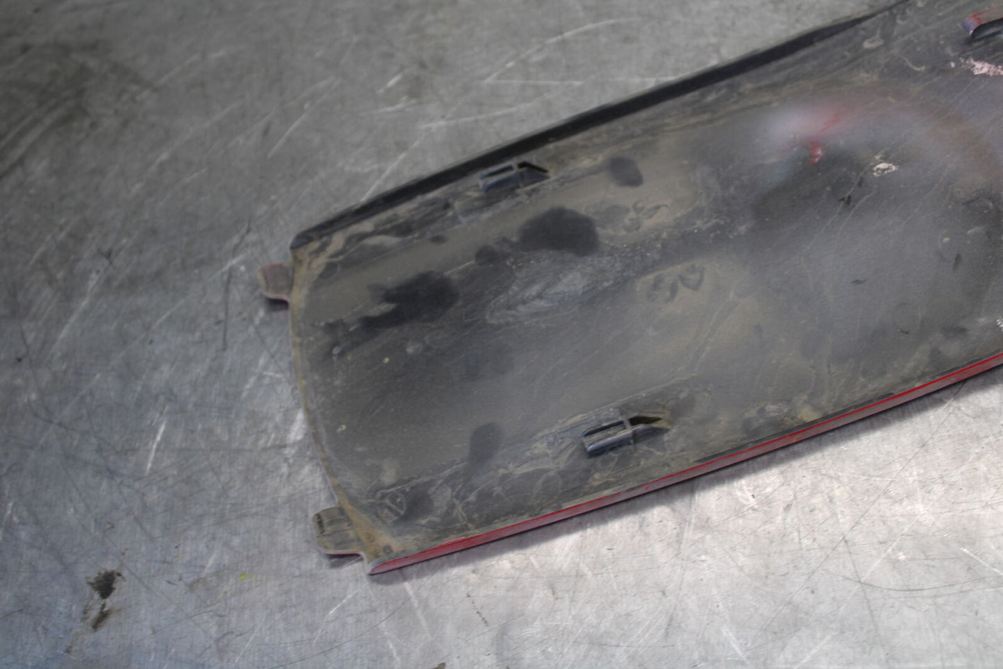 06-07 SUZUKI GSXR 600 REAR BACK TAIL UNDERTAIL FAIRING COWL FENDER BB694