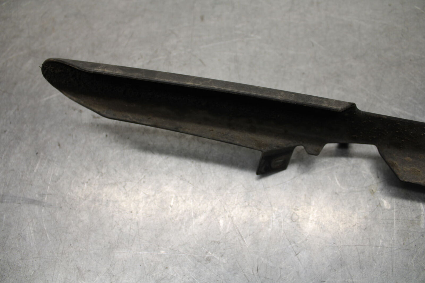 16 KAWASAKI NINJA ZX10R REAR BACK DRIVE CHAIN GUARD SHIELD 36014-0062  BB650