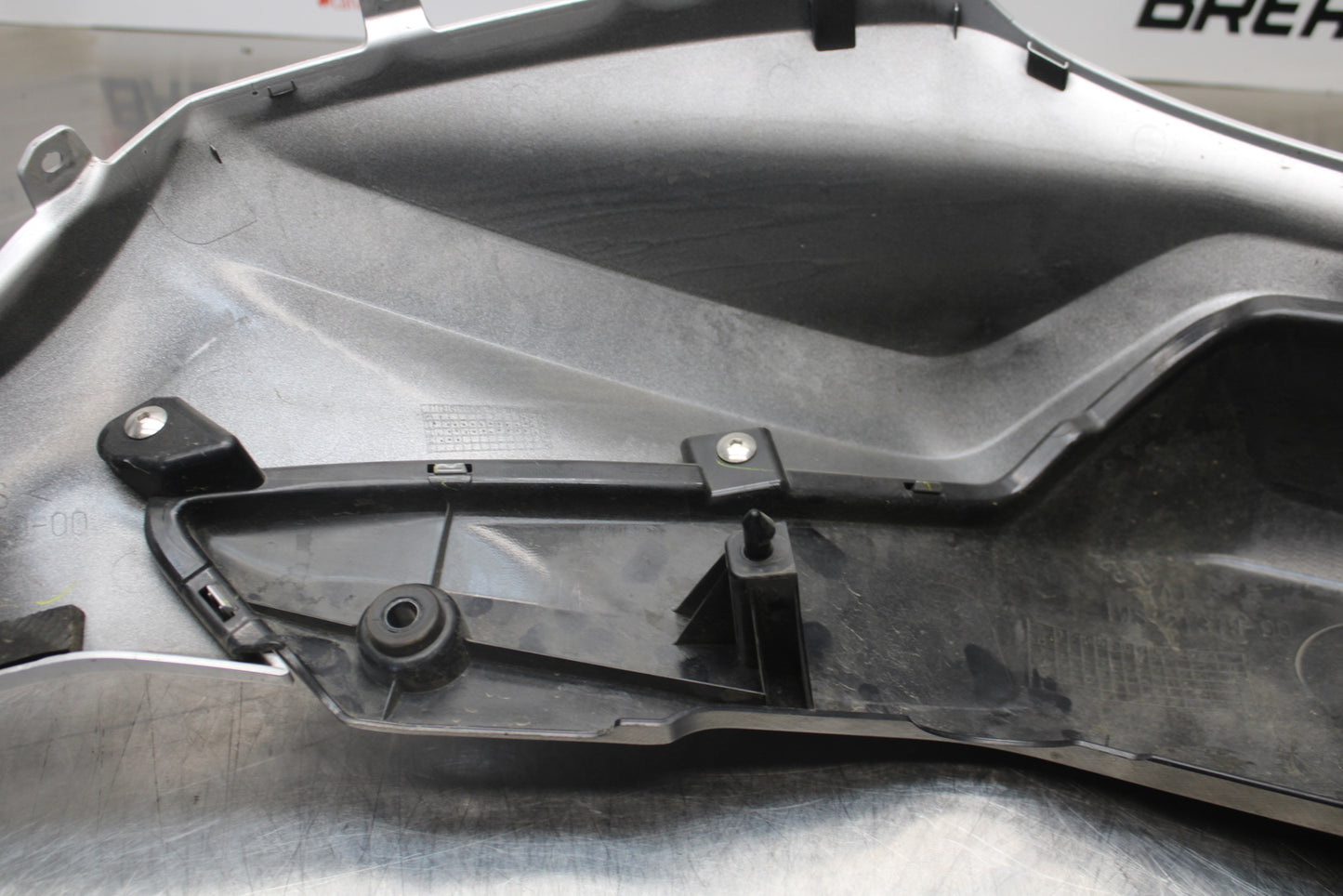 14-17 YAMAHA FZ07 LEFT LOWER MID UPPER SIDE FAIRING COWL BB162