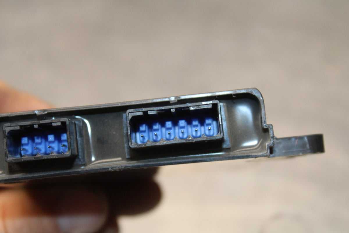 22-25 YAMAHA YZF R7 LIGHT COMPUTER CONTROLLER UNIT LIGHT ECM  BB176