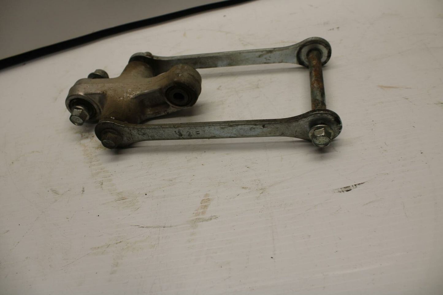 13-16 SUZUKI BANDIT 1250S ABS REAR DOGBONE SHOCK LINKAGE LINK BB238