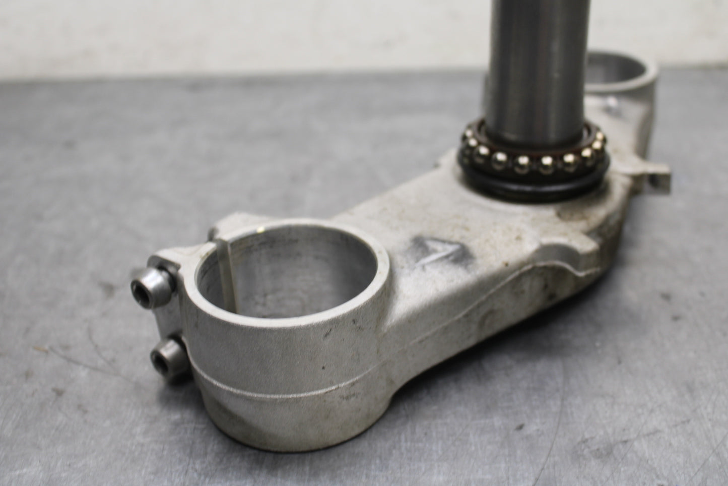 13-18 KAWASAKI NINJA ZX6R FRONT FORKS CLAMP LOWER TRIPLE TREE STEM BB130