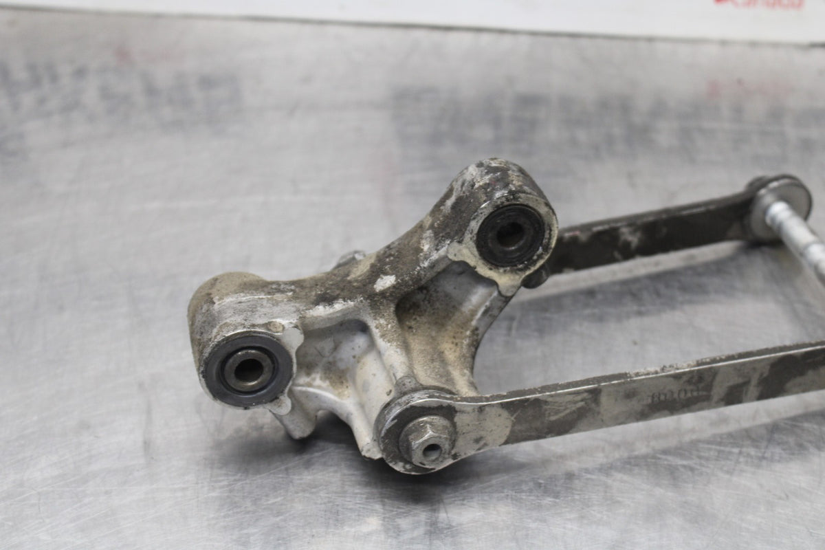 04-05 KAWASAKI NINJA ZX10R REAR DOGBONE SHOCK LINKAGE LINK BB931