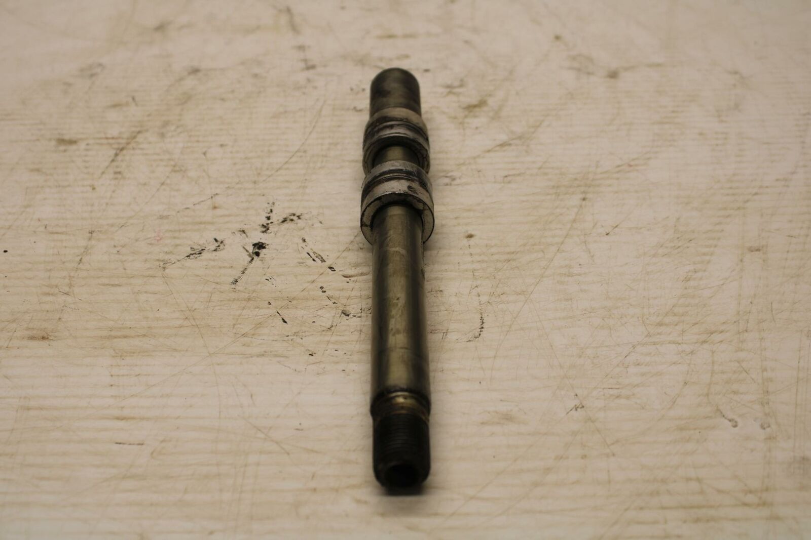 07-16 TRIUMPH STREET TRIPLE FRONT WHEEL RIM AXLE PIVOT BOLT BB356