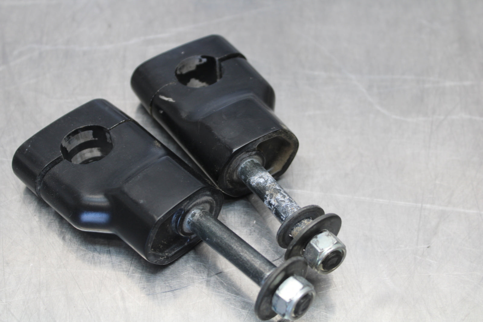 09-15 YAMAHA FZ6R HANDLEBAR RISERS BB161