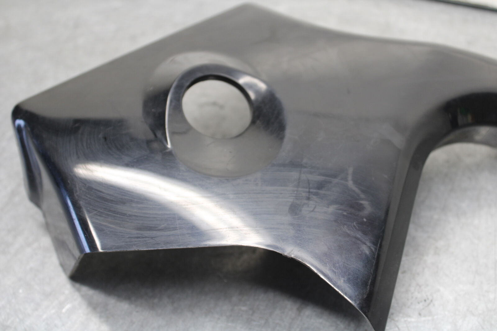 05-06 SUZUKI BOULEVARD M50 NECK FRAME COVER COWL BB671