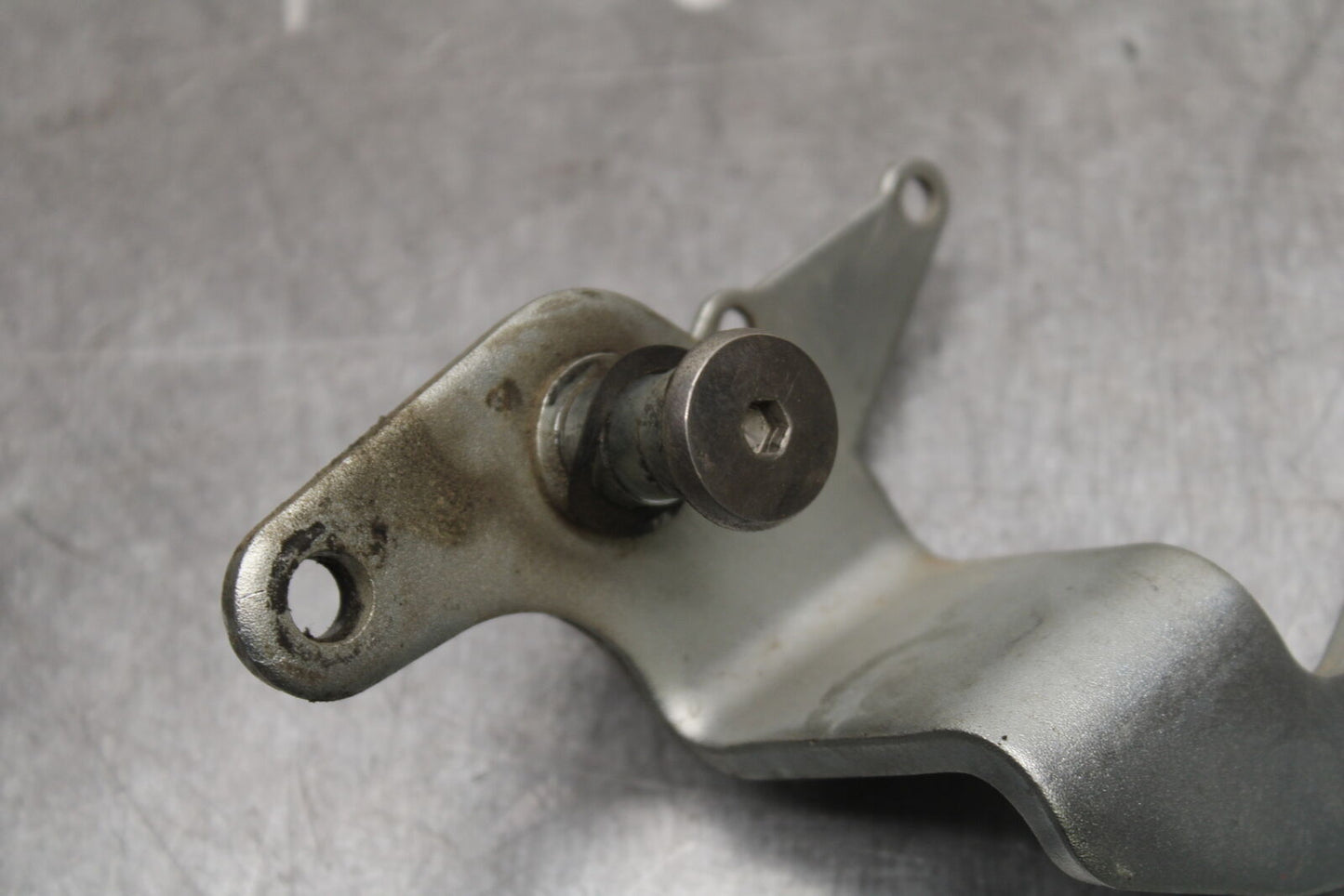 09-15 YAMAHA FZ6R SHIFTER PEDAL BB719