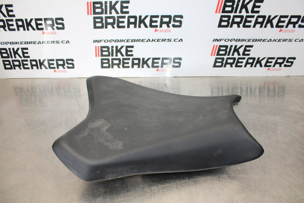 19-23 KAWASAKI NINJA ZX6R FRONT DRIVERS SEAT PAD SADDLE PILLION BB188