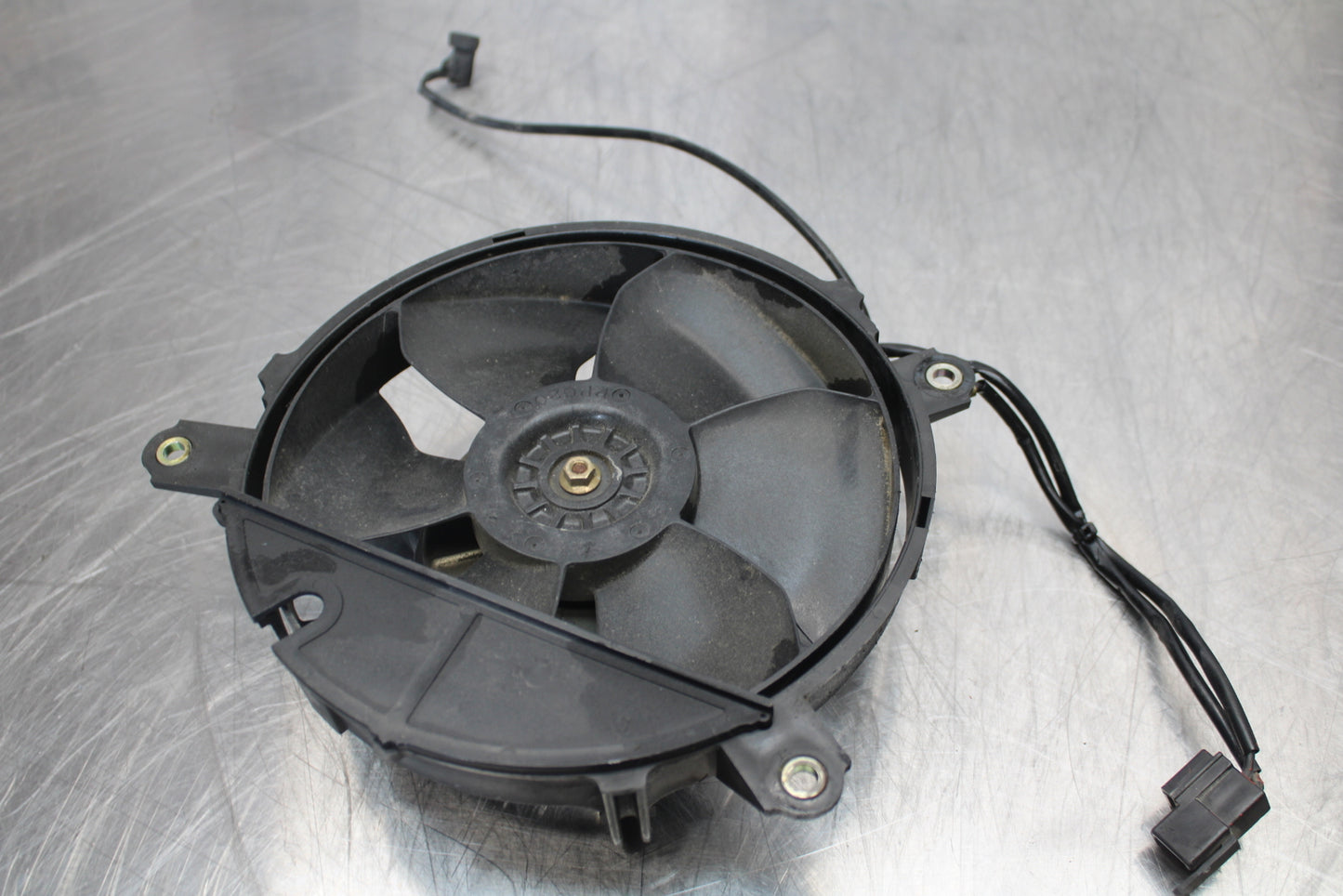 98-05 HONDA SUPER HAWK 1000 VTR1000F ENGINE RADIATOR COOLING FAN BB152