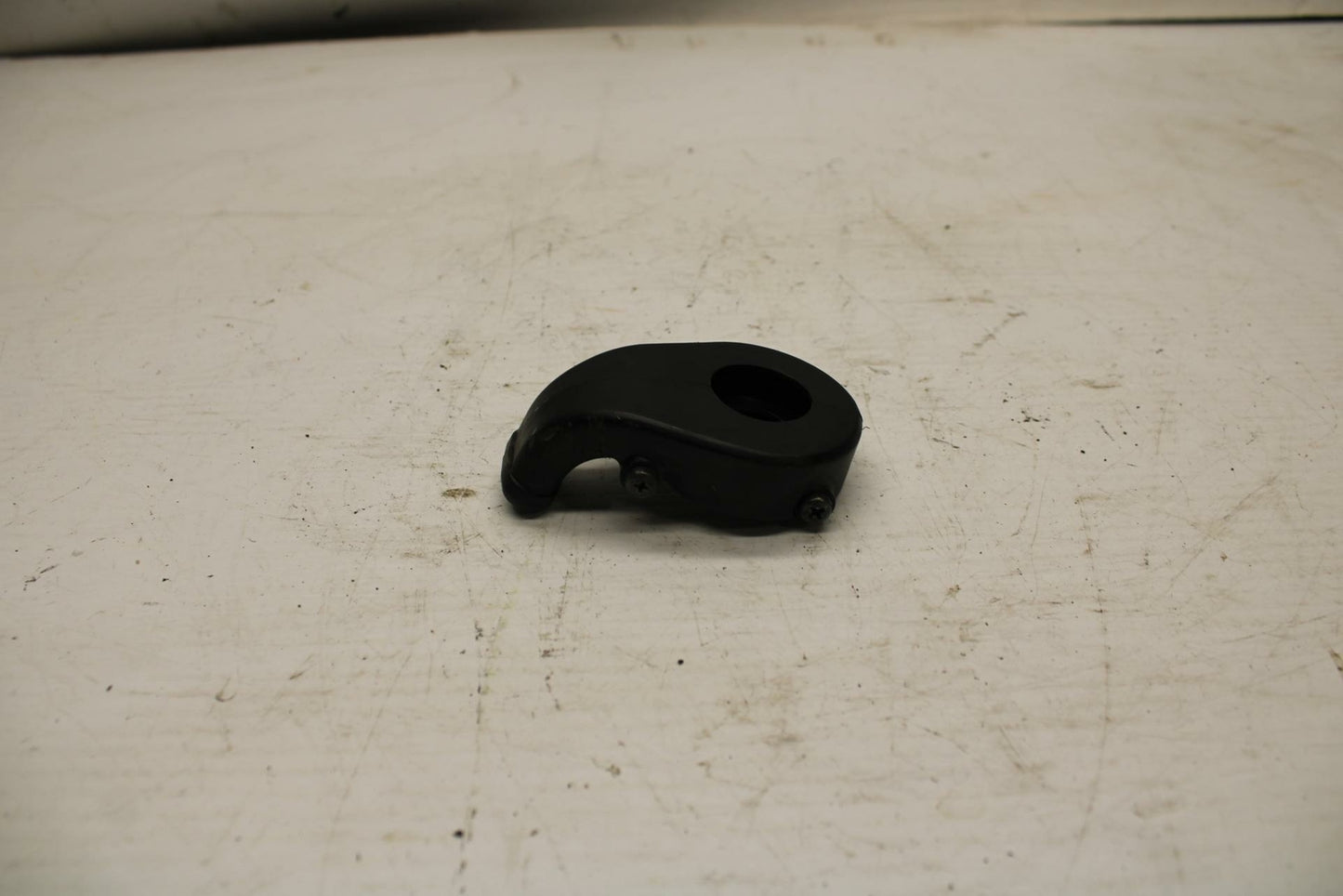 13-18 KAWASAKI NINJA ZX6R THROTTLE CABLE LINE HOUSING GUIDE BB353