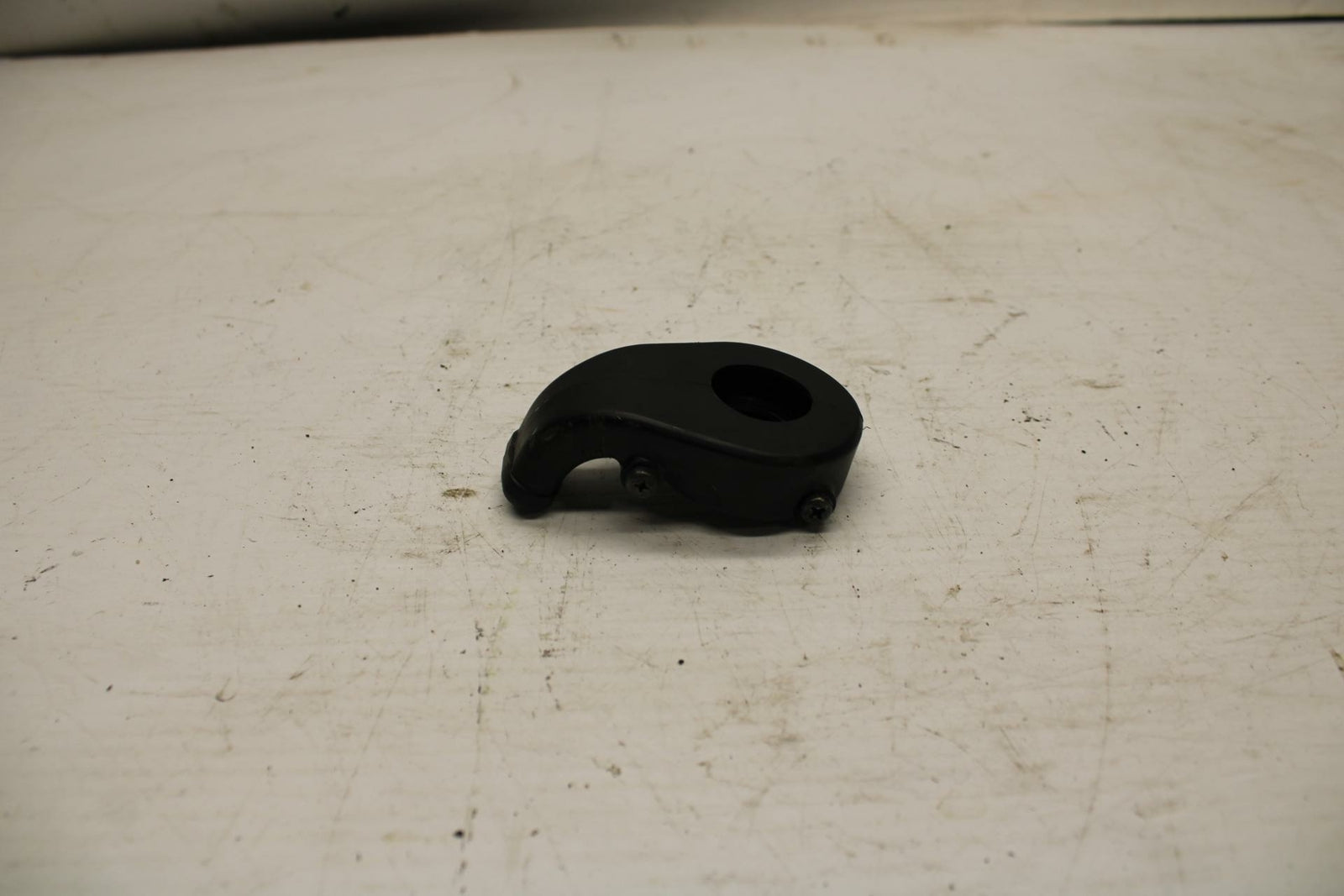 13-18 KAWASAKI NINJA ZX6R THROTTLE CABLE LINE HOUSING GUIDE BB353