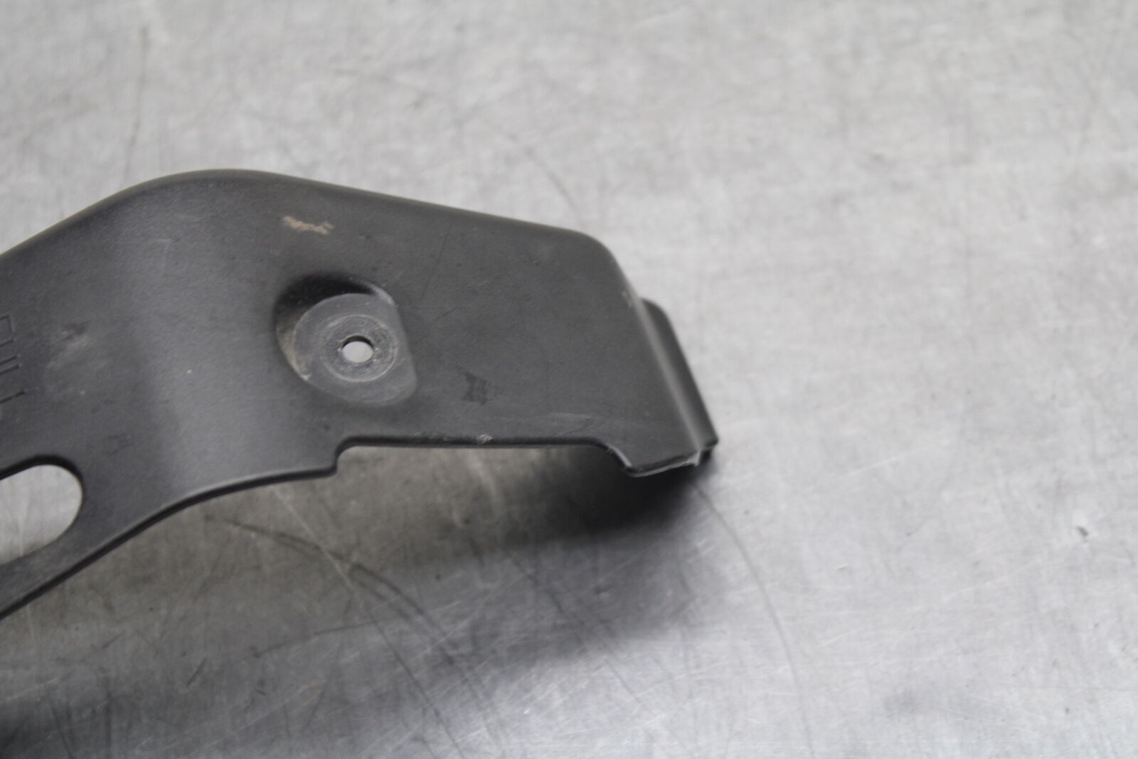 08-09 YAMAHA YZF R6S COOLANT WATER TANK RESERVOIR BOTTLE COVER GUARD BB114