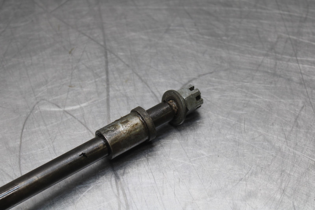77-79 SUZUKI GS1000 FRONT WHEEL RIM AXLE PIVOT BOLT BB807
