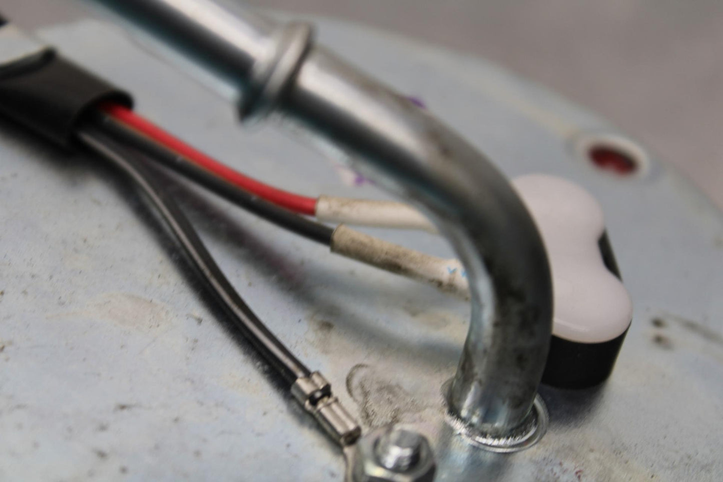 20 KAWASAKI Z400 ER400 ABS FUEL PUMP GAS PETROL SENDER UNIT BB586