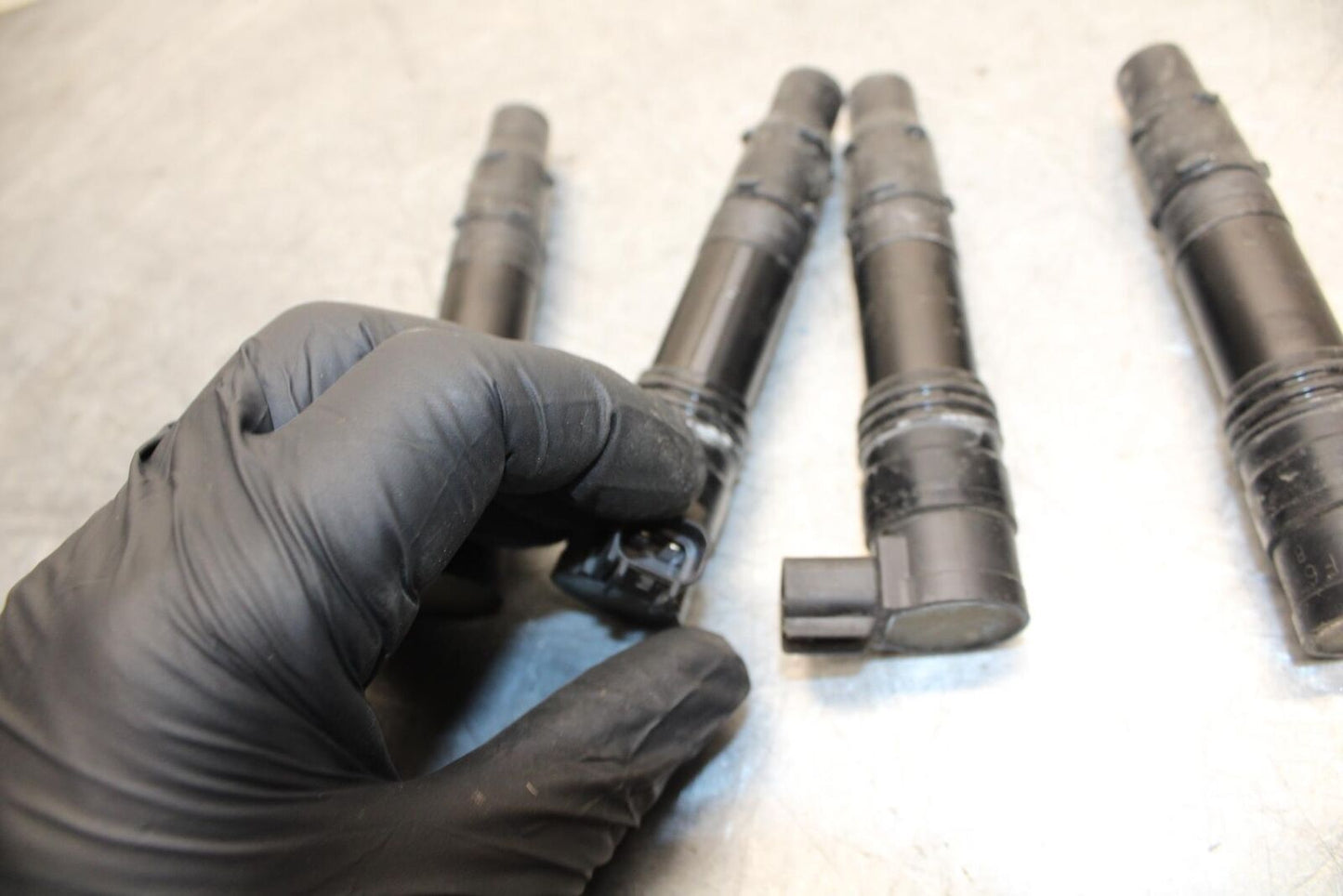 2008 Kawasaki Ninja ZX10R ZX1000E IGNITION COILS COIL SPARK PLUG CAPS BB524