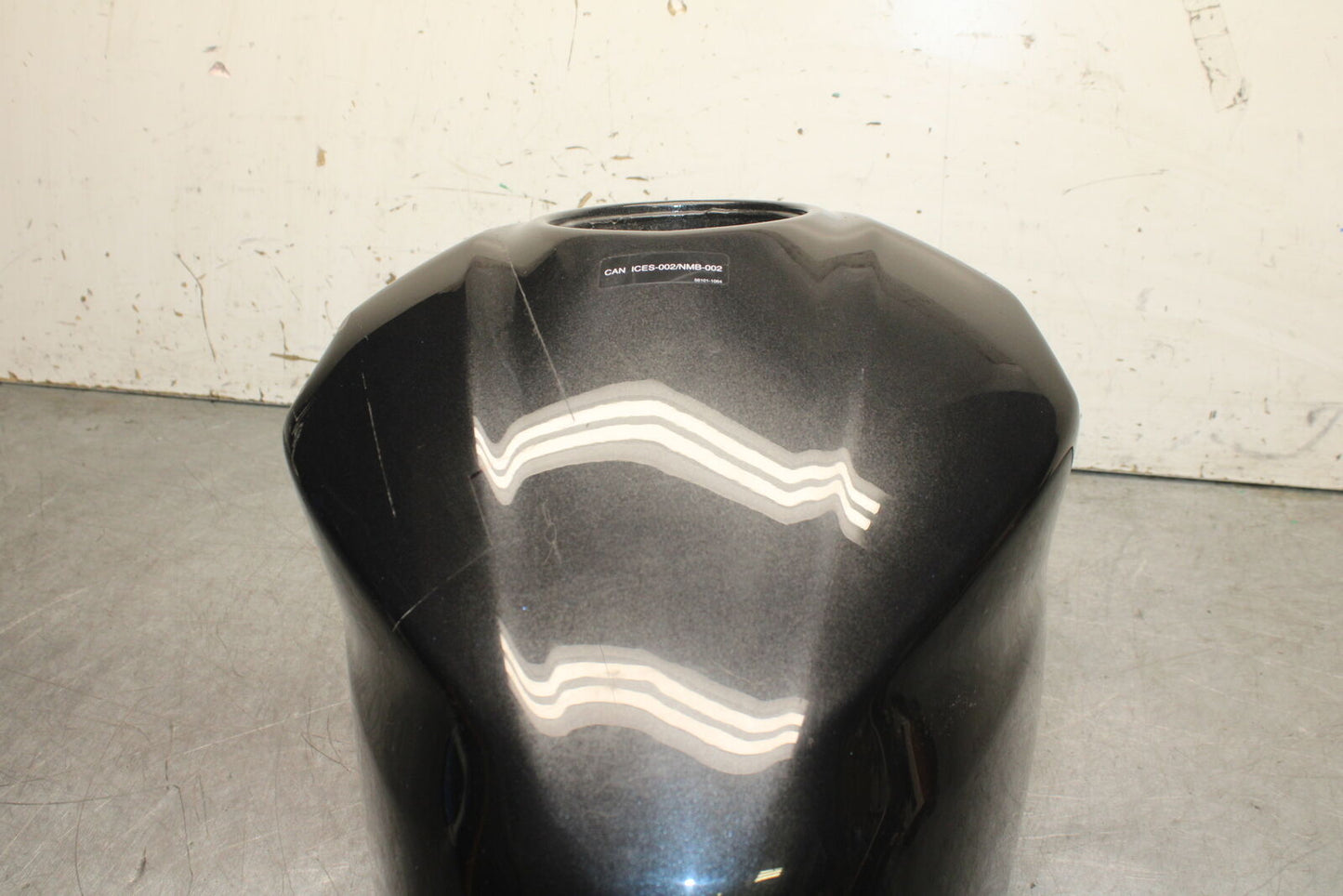 18-23 KAWASAKI NINJA 400 EX400 ABS GAS TANK FUEL CELL PETROL RESERVOIR BB747