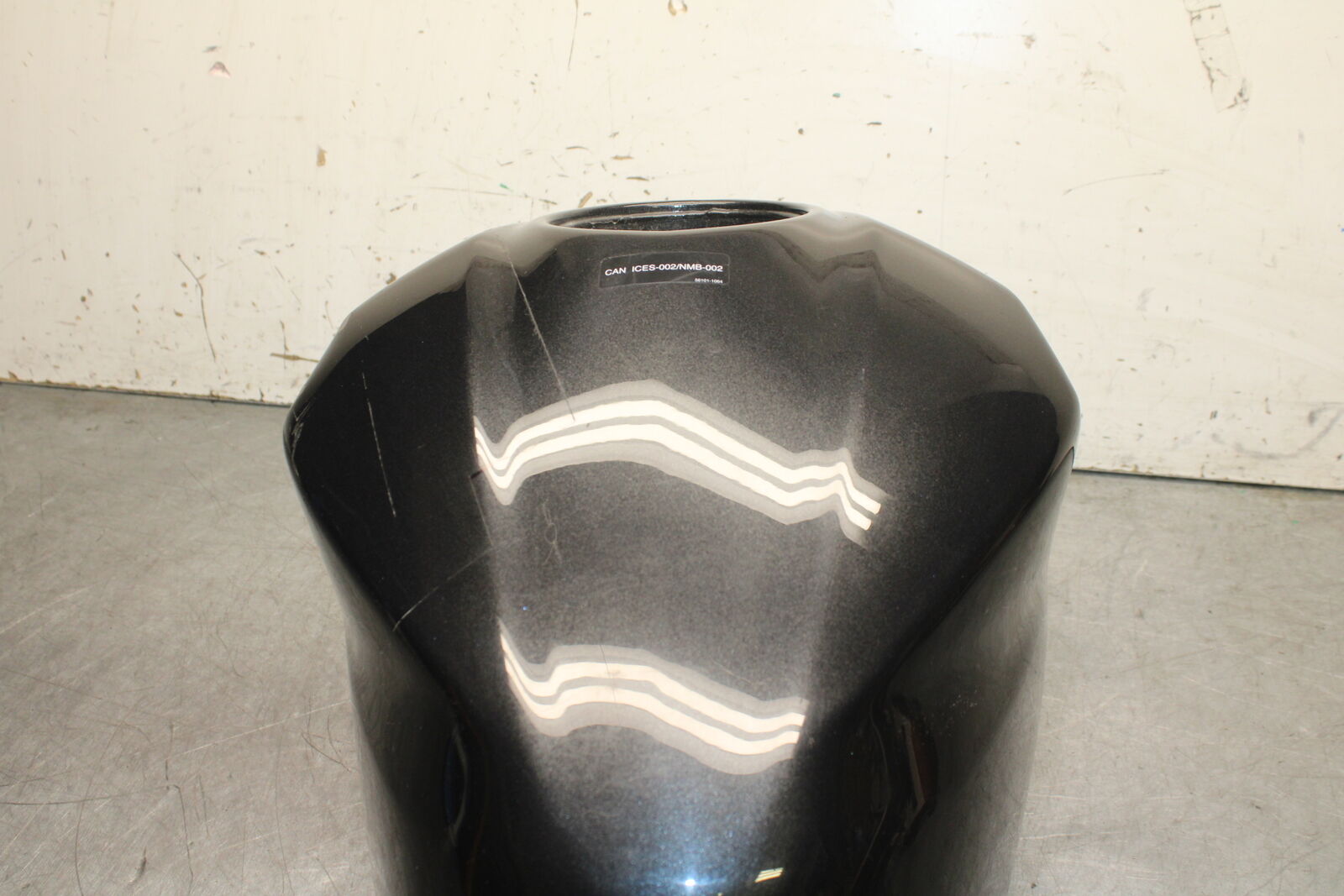 18-23 KAWASAKI NINJA 400 EX400 ABS GAS TANK FUEL CELL PETROL RESERVOIR BB747