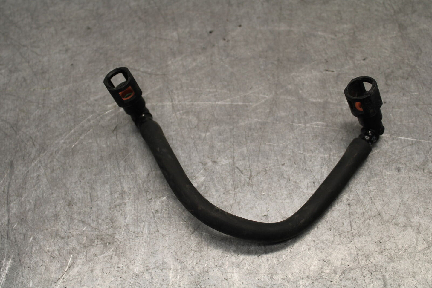 05-06 SUZUKI GSXR1000 FUEL HOSE GAS LINE TUBE PIPE 15810-41G00 BB663