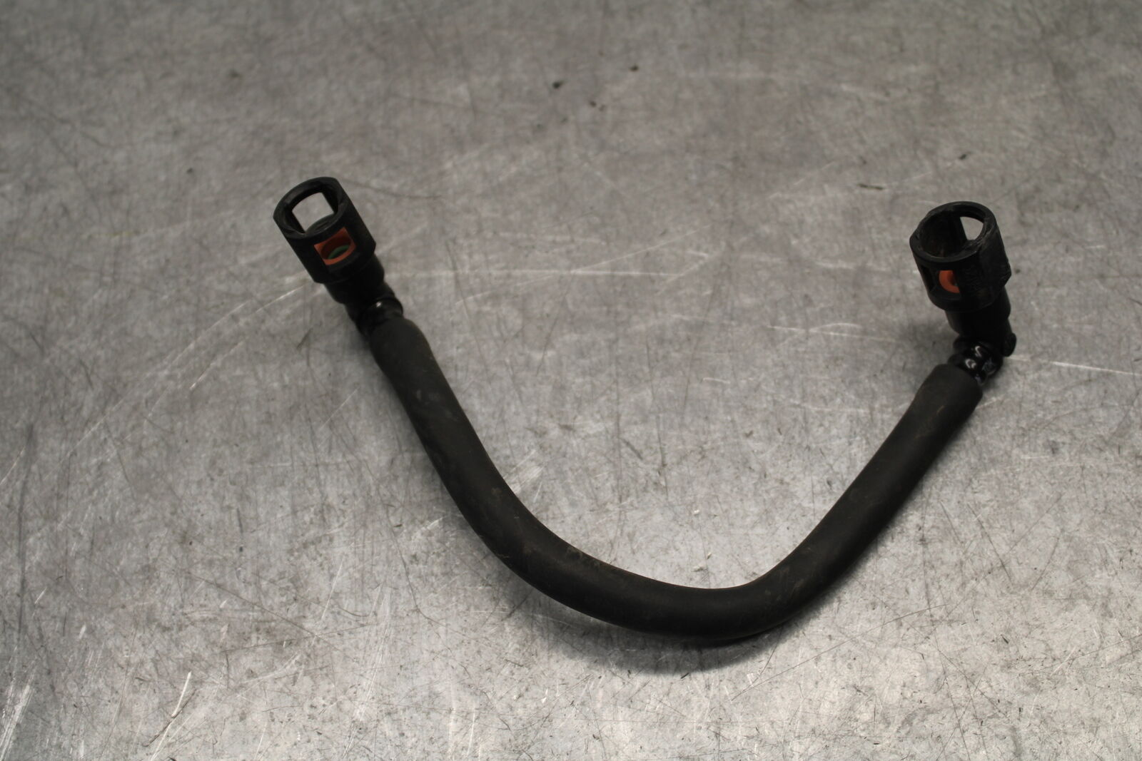 05-06 SUZUKI GSXR1000 FUEL HOSE GAS LINE TUBE PIPE 15810-41G00 BB663