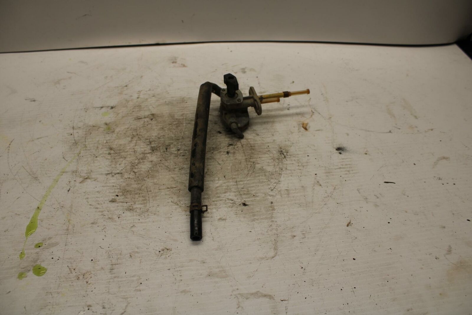 03-06 SUZUKI QUADSPORT Z400 GAS TANK PETCOCK SHUT ON OFF VALVE 44300-07G01 BB256