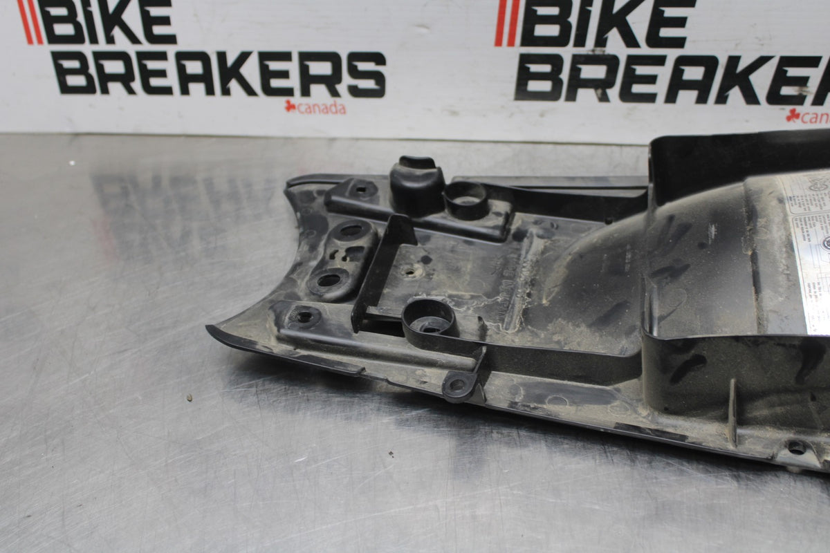 06 KAWASAKI NINJA 650 EX650 REAR BACK TAIL UNDERTAIL FAIRING COWL FENDER BB823