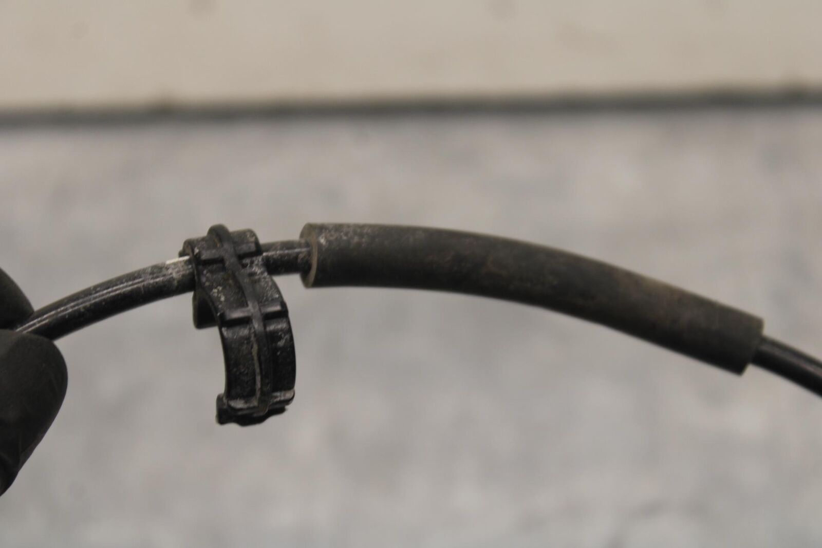 23 KAWASAKI NINJA ZX6R 636 REAR ABS BRAKE SENSOR BB609