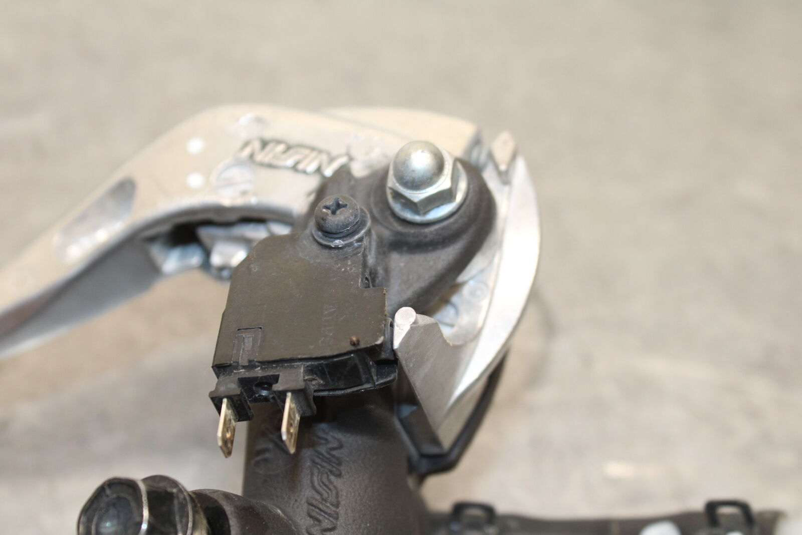 17-21 HONDA CBR1000RR SP FRONT BRAKE MASTER CYLINDER w/ LEVER BB681