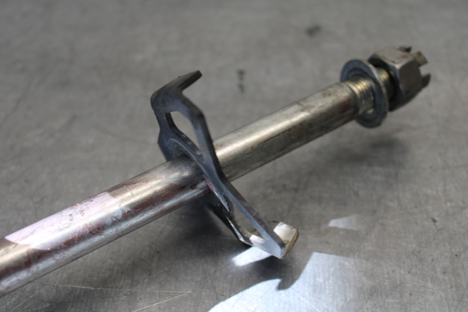 19-22 KAWASAKI Z400 REAR AXLE BACK WHEEL RIM PIVOT BOLT AXEL BB708