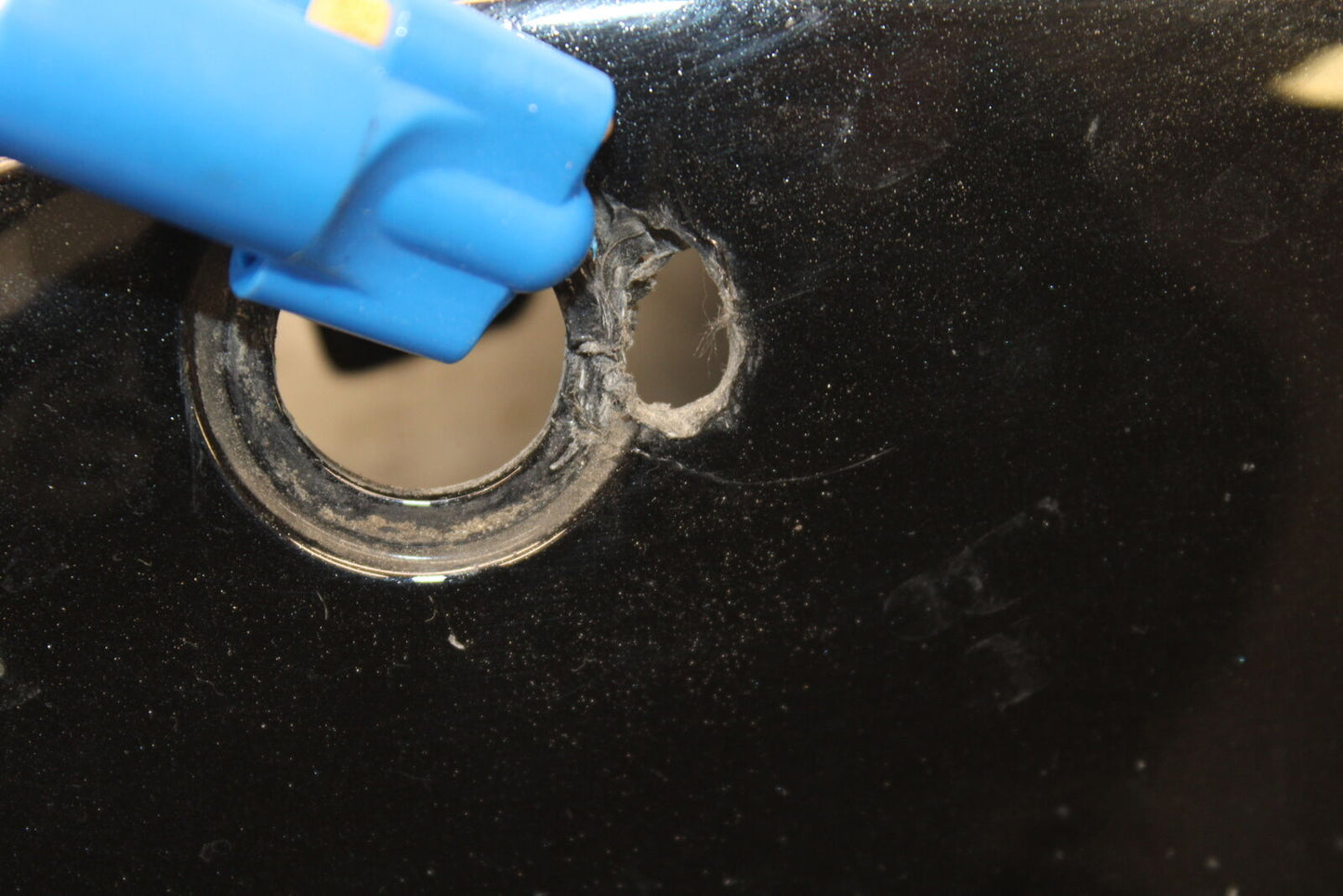 19-22 KAWASAKI Z400 LEFT REAR BACK TAIL FAIRING COWL SHROUD BB708