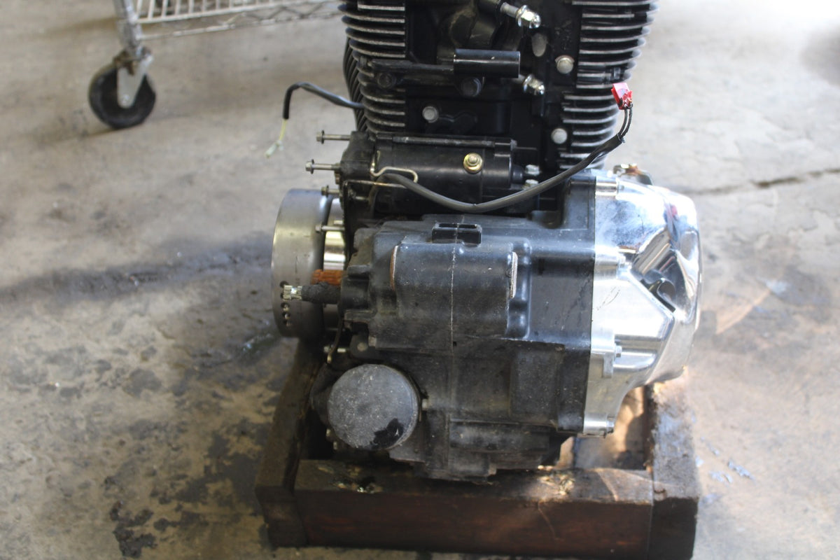 03 HONDA SHADOW SPIRIT 750 VT750DC ENGINE MOTOR BB907