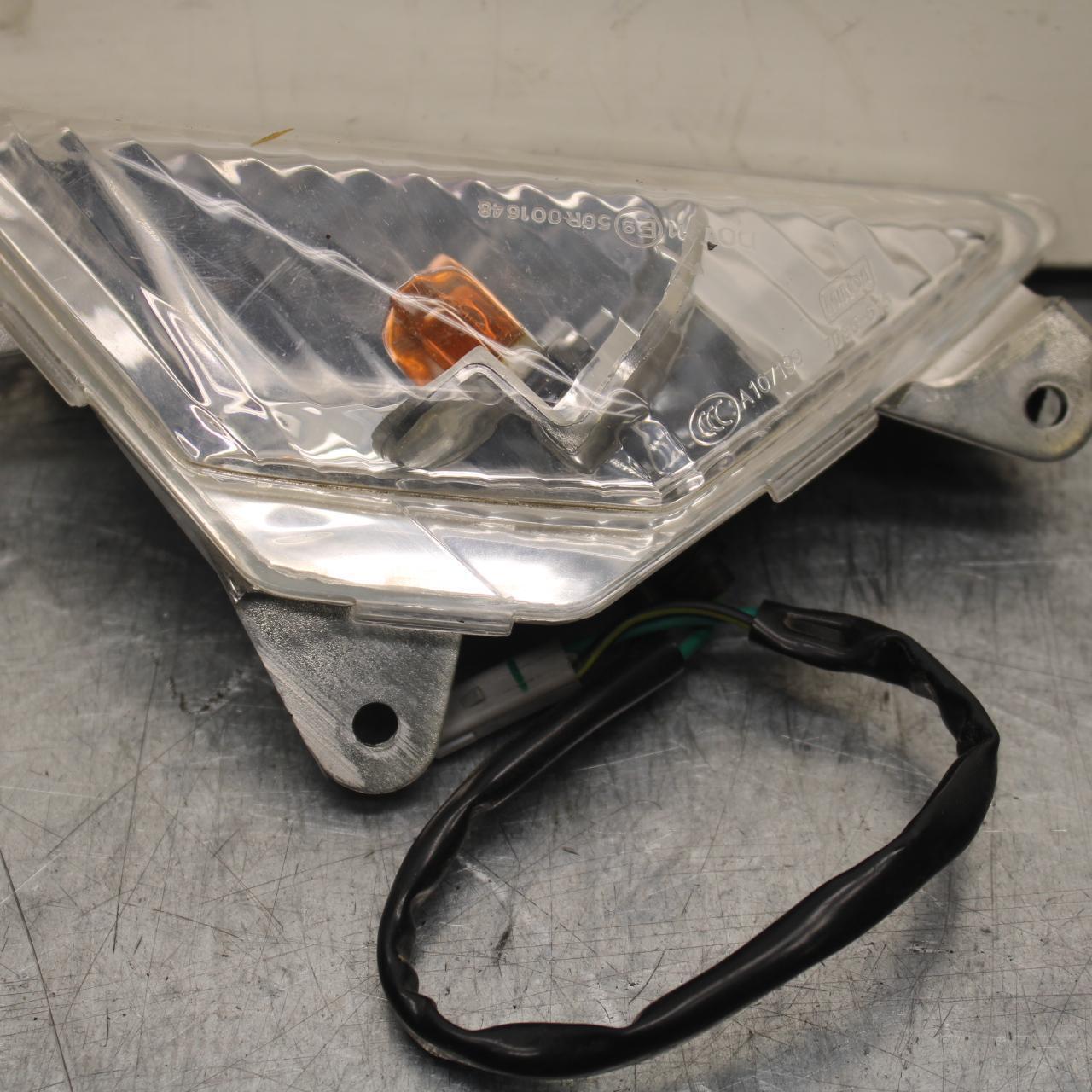 17-20 KAWASAKI NINJA EX650 ABS RIGHT FRONT TURN SIGNAL LIGHT INDICATOR BB88