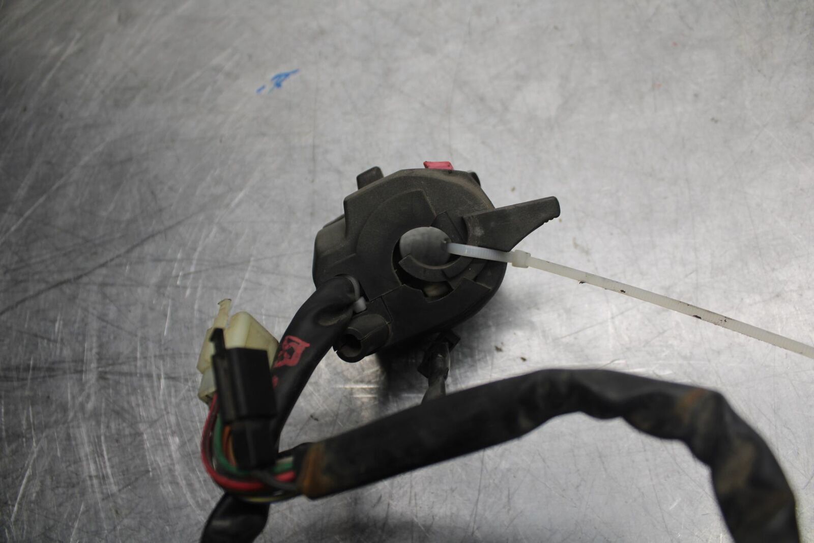 2003 Kawasaki Z1000 LEFT SIGNALS SWITCH SWITCHES 46091-0008  BB35