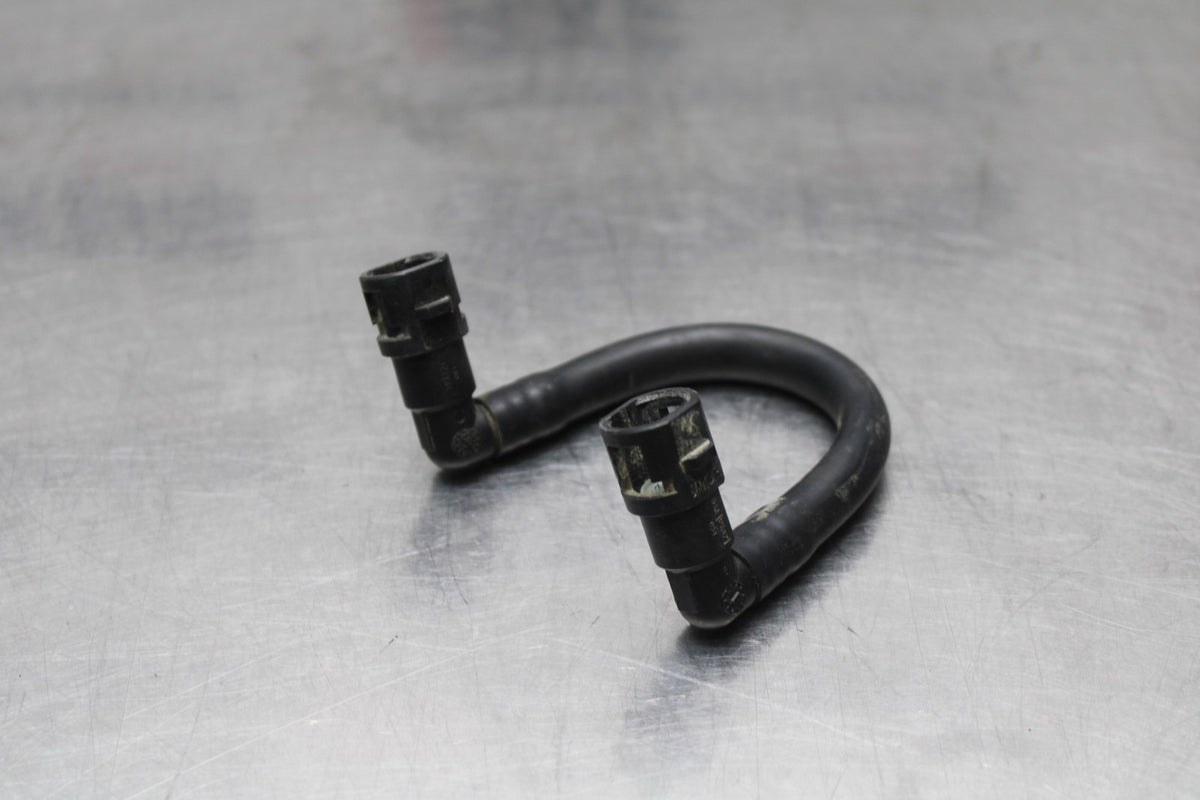 08-10 SUZUKI GSXR 600 FUEL HOSE GAS LINE TUBE PIPE BB835
