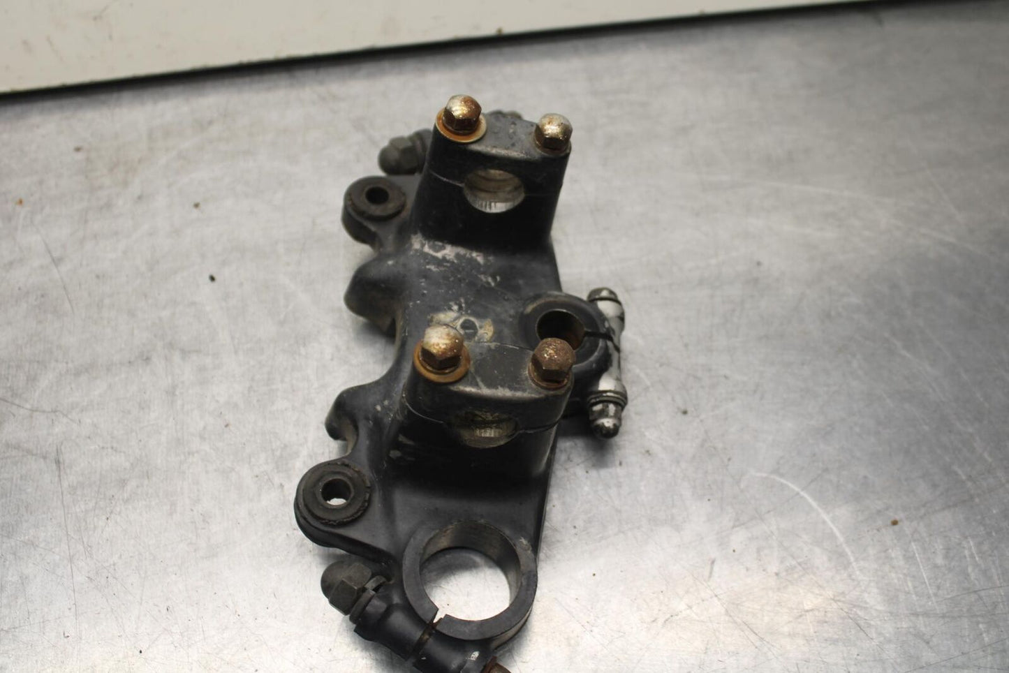 80-83 SUZUKI GS750E FORKS UPPER TRIPLE TREE CLAMP BB82