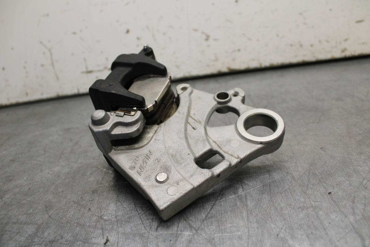 22-24 YAMAHA XSR900 REAR BACK BRAKE CALIPER W MOUNT BRACKET BB710