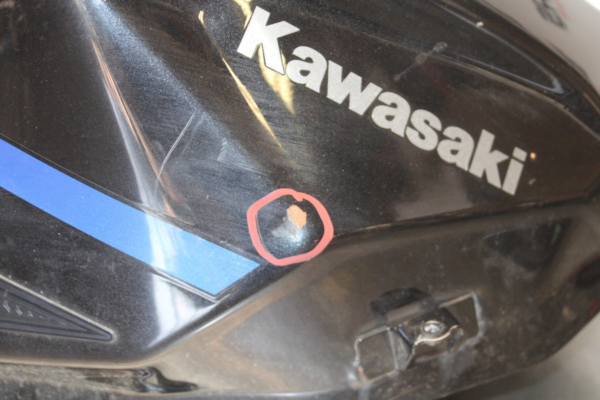 24-25 KAWASAKI NINJA 500 ABS GAS TANK FUEL CELL PETROL RESERVOIR BB899