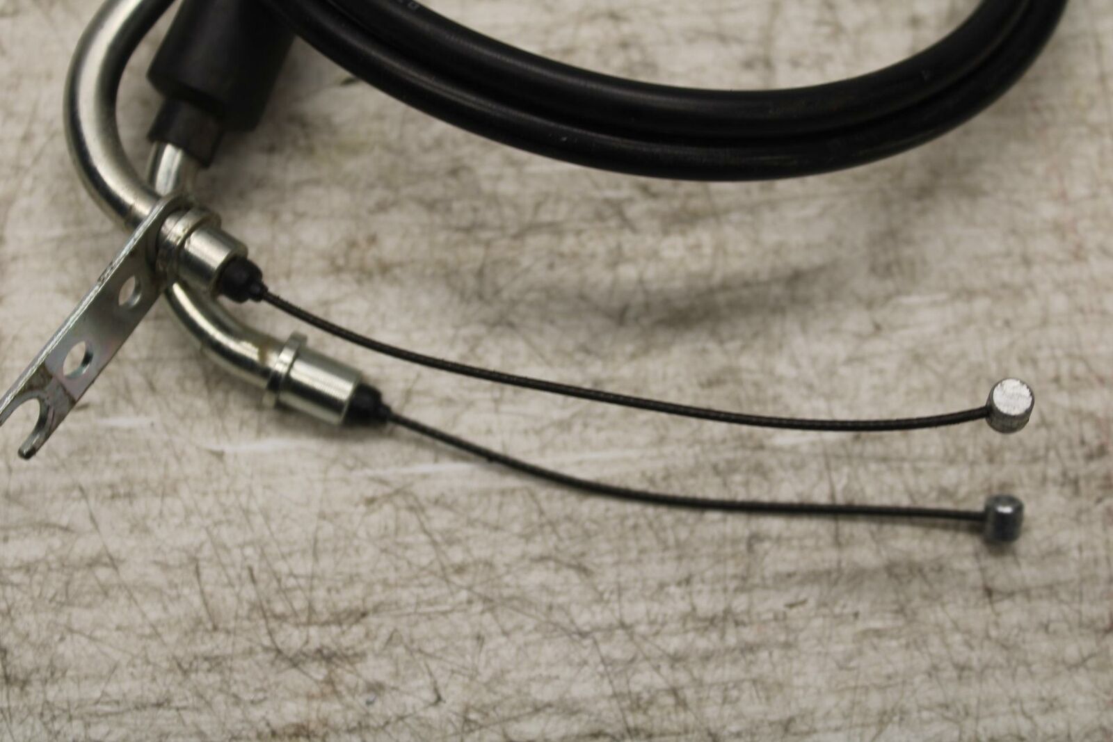 11-19 SUZUKI GSXR600 THROTTLE CABLES LINES BB371